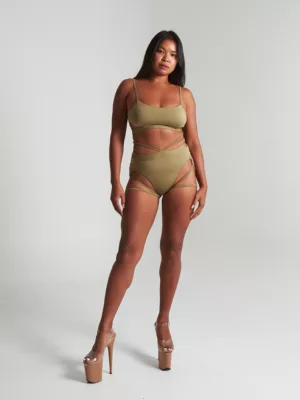 TIZZY BOTTOM – Image 42