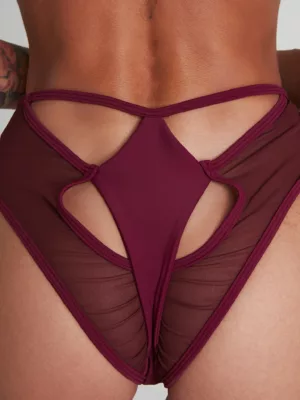 FIERCE BOTTOM – Image 77