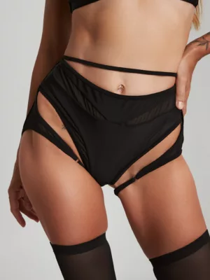 FIERCE BOTTOM – Image 111