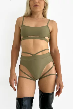 TIZZY BOTTOM – Image 61
